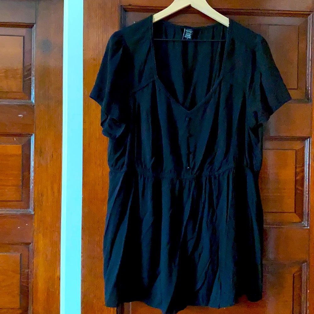 Torrid black babydoll blouse